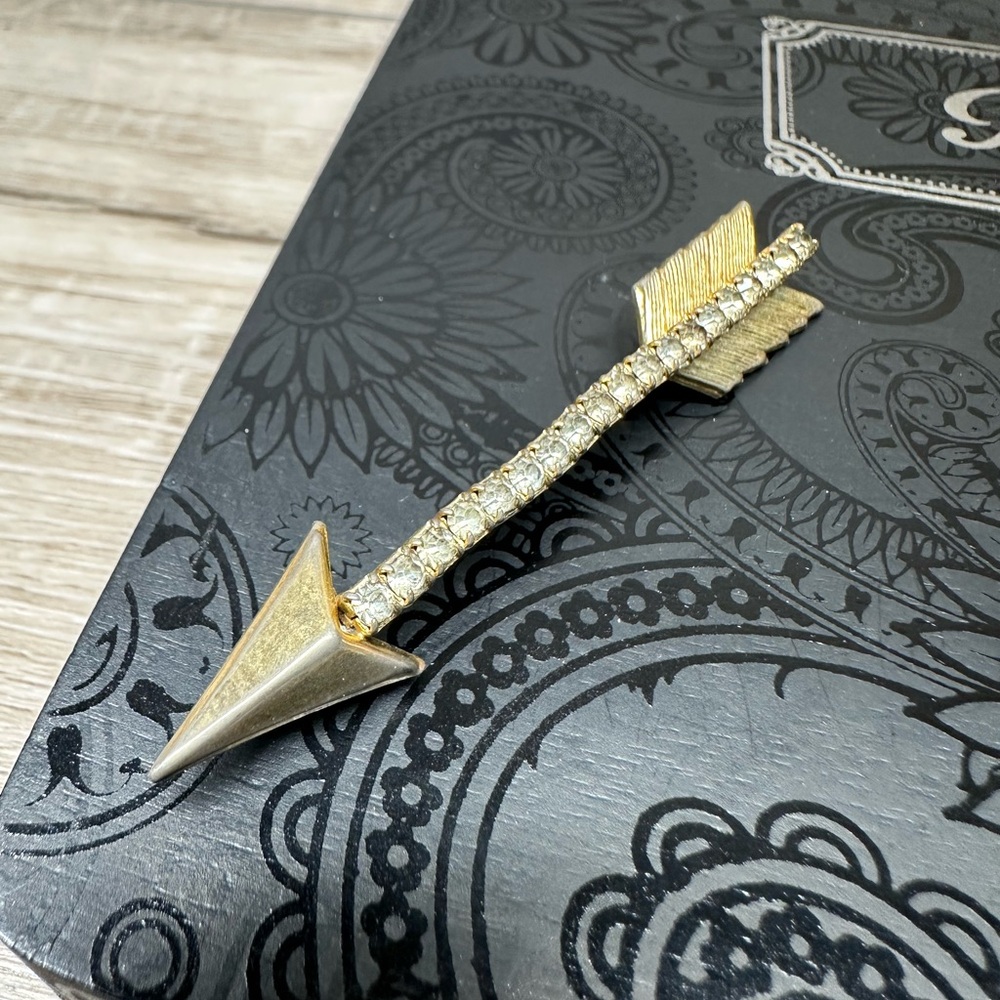 3 Inch Gold Plated Arrow Brooch with Rhinestones‎ down the center of the arrow